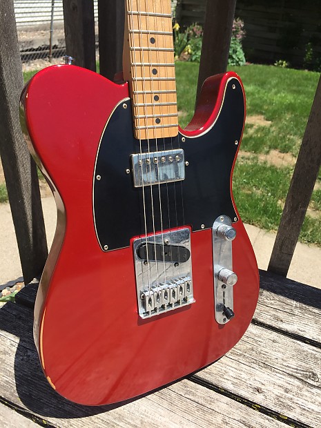 Fender Road Worn Player Series Telecaster Worn Candy Apple Red Nitro