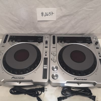 Pioneer CDJ-800MK2 Professional Digital CD Decks With Scratch Jog