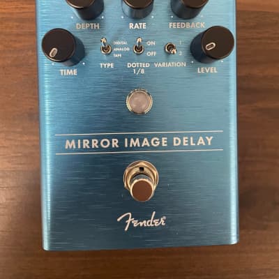 Pre-Owned Fender Mirror Image Delay for sale