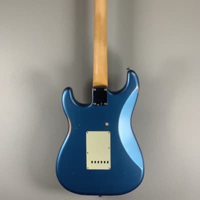 Fender Vintera Road Worn 60’s Stratocaster-Lake Placid Blue image 5