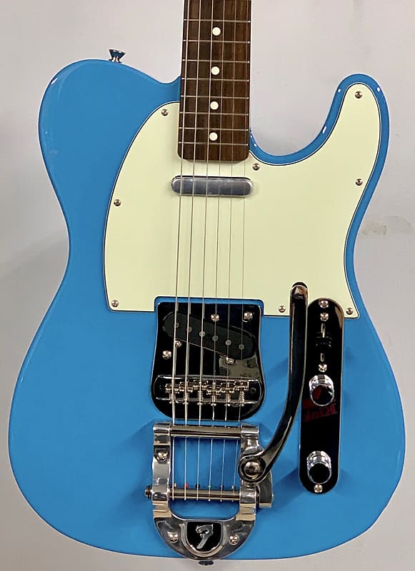 Fender Made in Japan FSR Traditional 60s Telecaster Bigsby SN:0021 ≒3.65kg  2019 California Blue