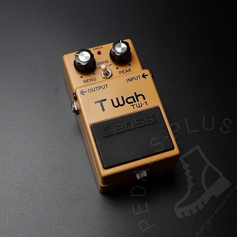 Boss TW-1 T Wah 1983 Japan made MINT condition.