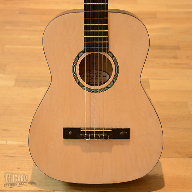 Silvertone classic best sale guitar