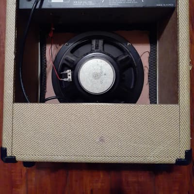 Epiphone EP-1000 Vintage Tweed Guitar Combo Amp. image 6