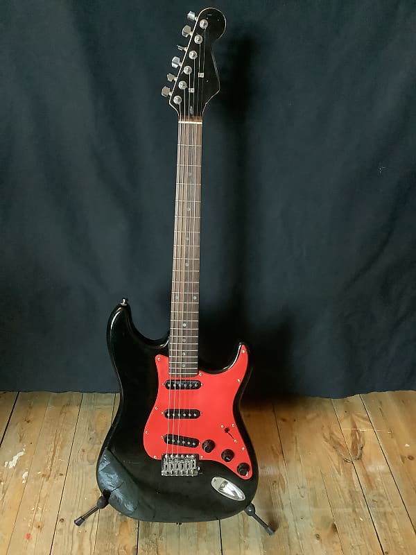 Squier Stratocaster SSS Strat by Fender 90 's | Reverb