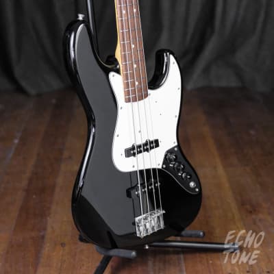 2006 Fender Jazz Bass '62 Re-Issue (CIJ, Black, Gig Bag) image 4