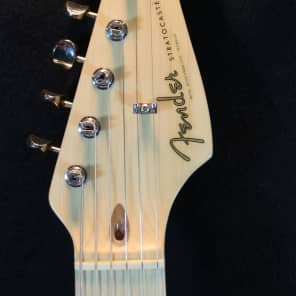 Fender Buddy Guy Signature Stratocaster 1995 Sunburst image 2