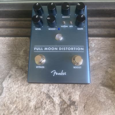 Fender Full Moon Distortion 2018 - Present - Blue electric guitar