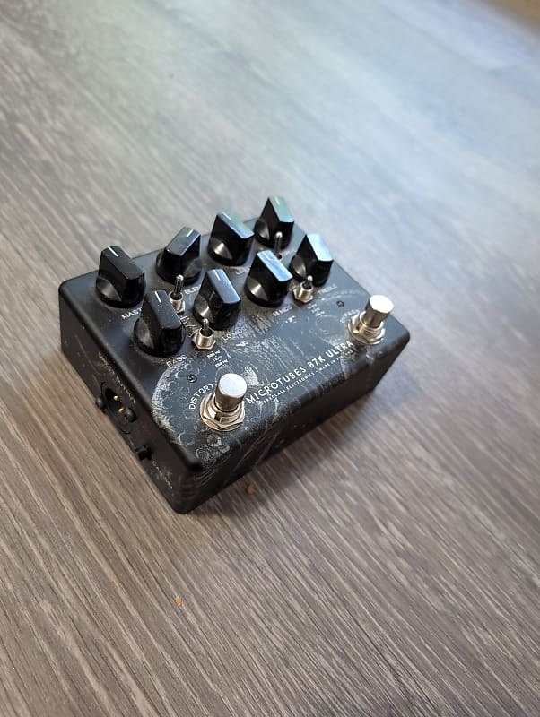Darkglass Electronics Microtubes B7K Ultra