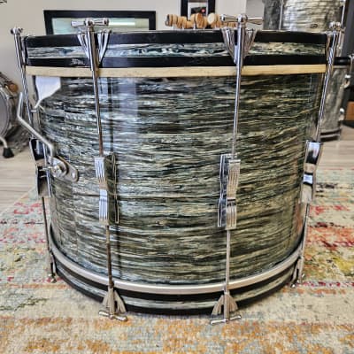 Ludwig 22x14" Club Date Bass Drum in Oyster Blue Pearl image 14