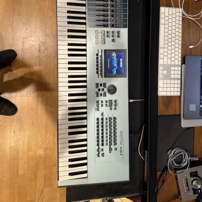 Yamaha Motif XS 7 Production Synthesizer 2000s - Gray