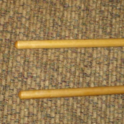 one pair of new old stock A+ Mike Balter MB10B (10B) Extra Hard Keyboard Mallets, 1 and 1/8" phenolic (plastic) round (gray color) HEADS and natural birch HANDLES - mid to late 1990s (+ packaging) Unwound Series image 6