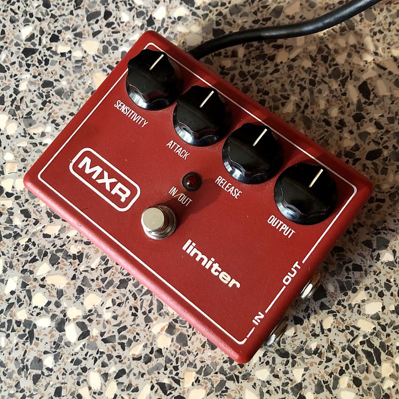 ギター MXR Limiter Model 143 s-l400.jpg