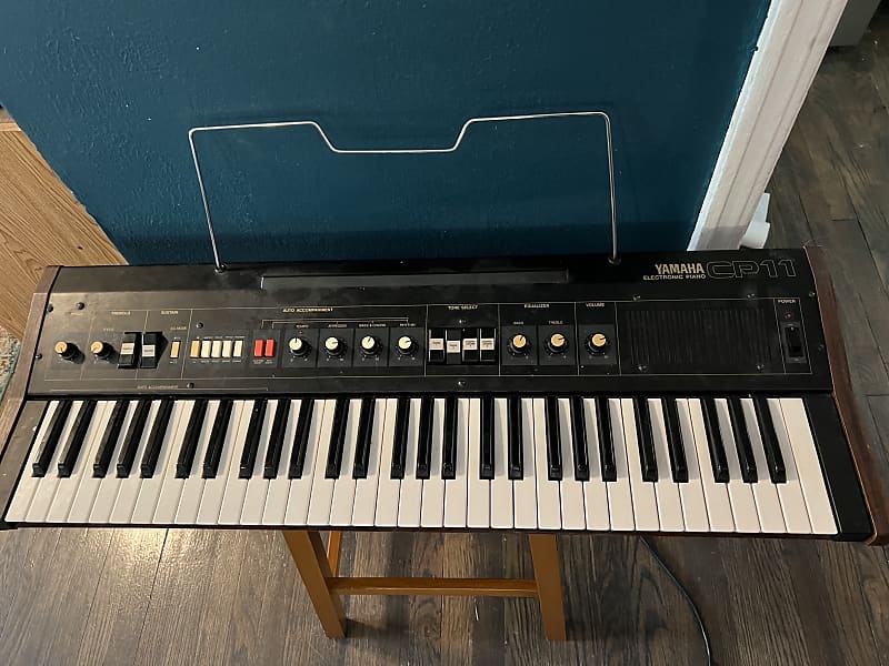 Yamaha CP11 1980's | Reverb