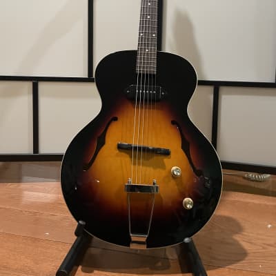 The Loar LH-350-VS Archtop Vintage Sunburst USED | Reverb