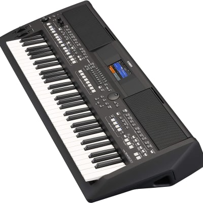 Yamaha PSR-SX600 61-Key Digital Workstation