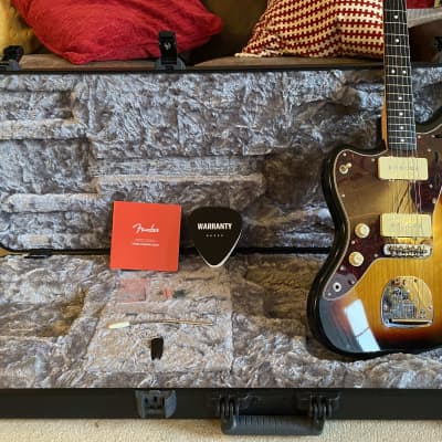 LEFTY! Fender Jazzmaster MIJ Left Handed 2021 Alder Sunburst w/ Fender Lefty HSC image 2