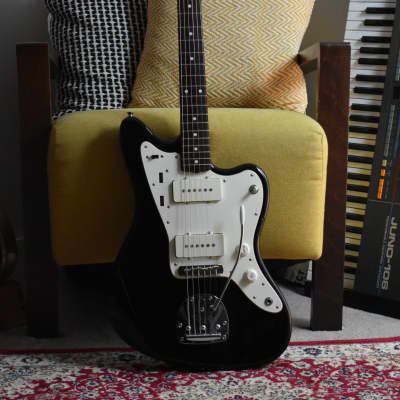2016 Fender Japan Classic ‘60s Jazzmaster Black w/Hardcase, MIJ, Offset image 3