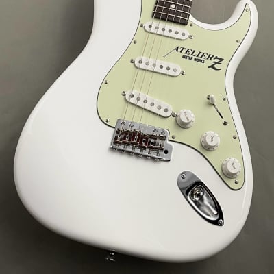 Atelier Z L.E.S. Next (Lower East Side) 2023 - White ≒3.35