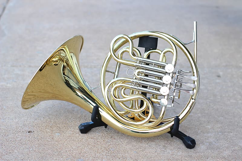 Conn 7D StepUp Double French Horn in Lacquer Reverb