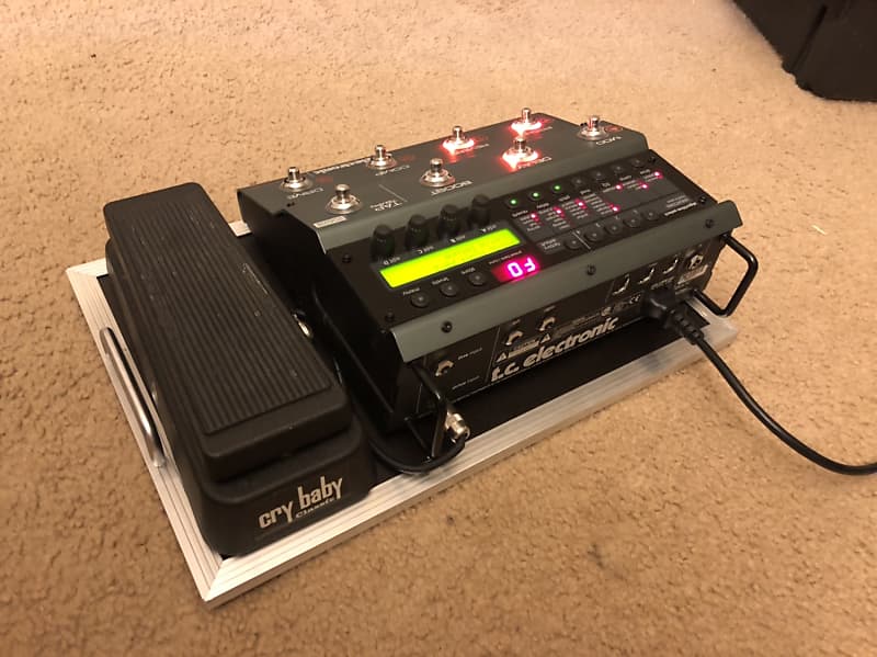 TC Electronic Nova System and Crybaby Wah Custom Pedalboard