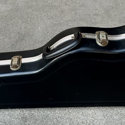 Fender Stratocaster / Telecaster Molded Chainsaw Hard Case - Black 