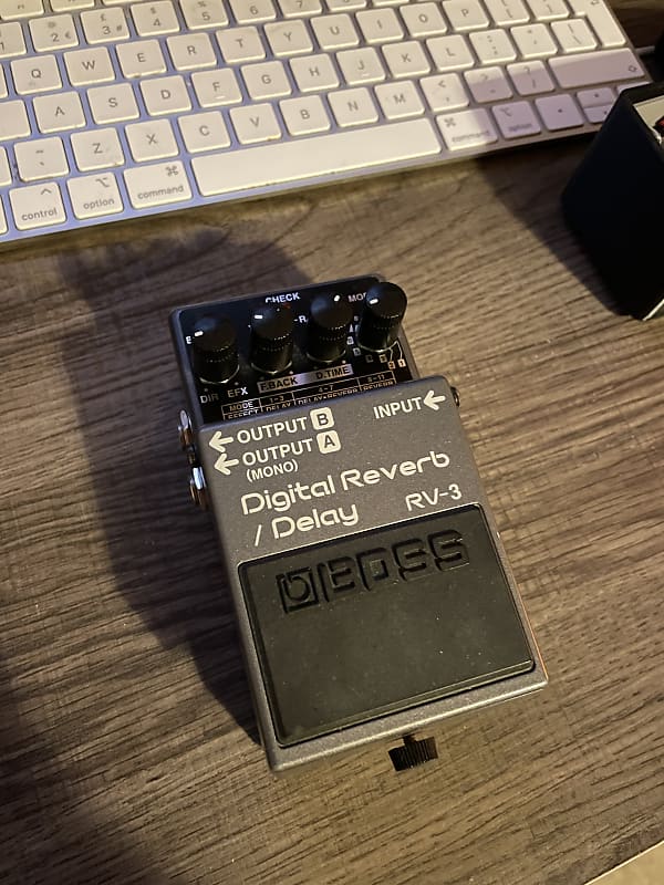 Boss RV-3 Digital Reverb/Delay | Reverb UK