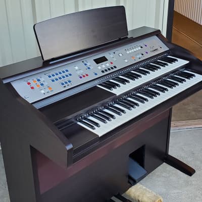 Lowrey EZ10 Virtual Orchestra Organ Keyboard, with Bench, Sheet Music, Near Mint image 7