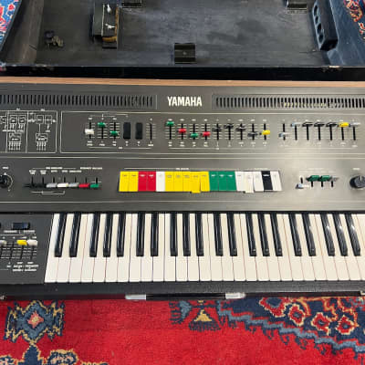 Yamaha CS-50 Polyphonic Synthesizer 1977 - Black - shipping possible inquire