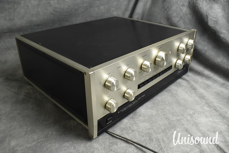 Accuphase Kensonic C-200 Stereo Control Center Amplifier in Very Good Condition image 1