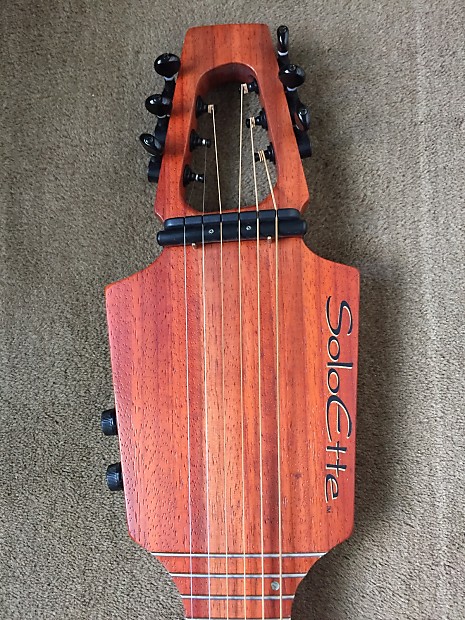 Full scale online travel guitar