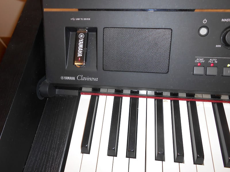 Yamaha cvp online 609 for sale