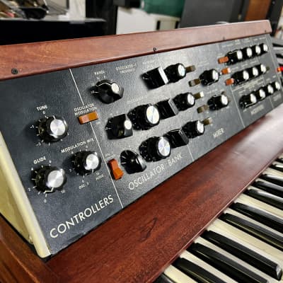 Moog MiniMoog Model D c 1973 Walnut original vintage USA analog synthesizer synth image 5