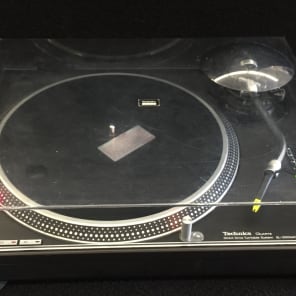 Technics SL-1200MK5 Ortofon Night Club付き-