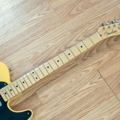 Fender American Vintage '52 Telecaster in Butterscotch Blonde w/ Hard Case + Documentation (Very Good) *Free Shipping* image 3