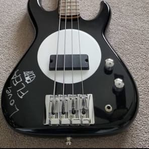 FLEABASS/フリーベース model 32 黒 Flea Bass Model 32 Bass Black and White Wild One | Guitar Center
