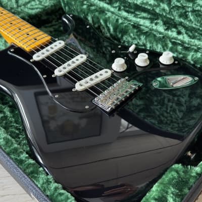 Fender Custom Shop David Gilmour Black Stratocaster image 2