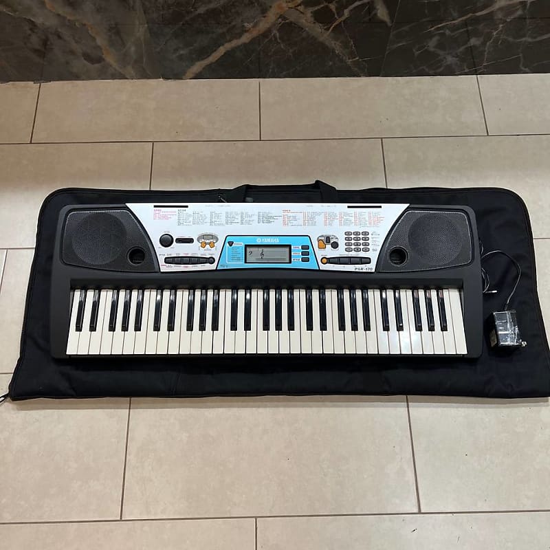電子ピアノ　YAMAHA PSR-170 キーボード Yamaha PSR-170 61 Key Keyboard. Very Good Condition . Tested