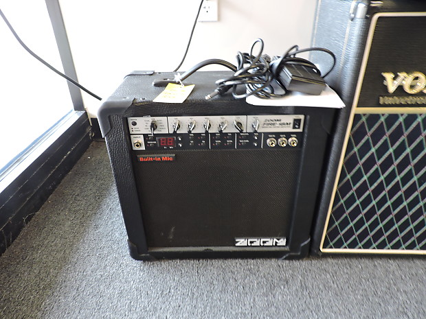 FIRE-18M Modeling Guitar Amplifire | Zoom