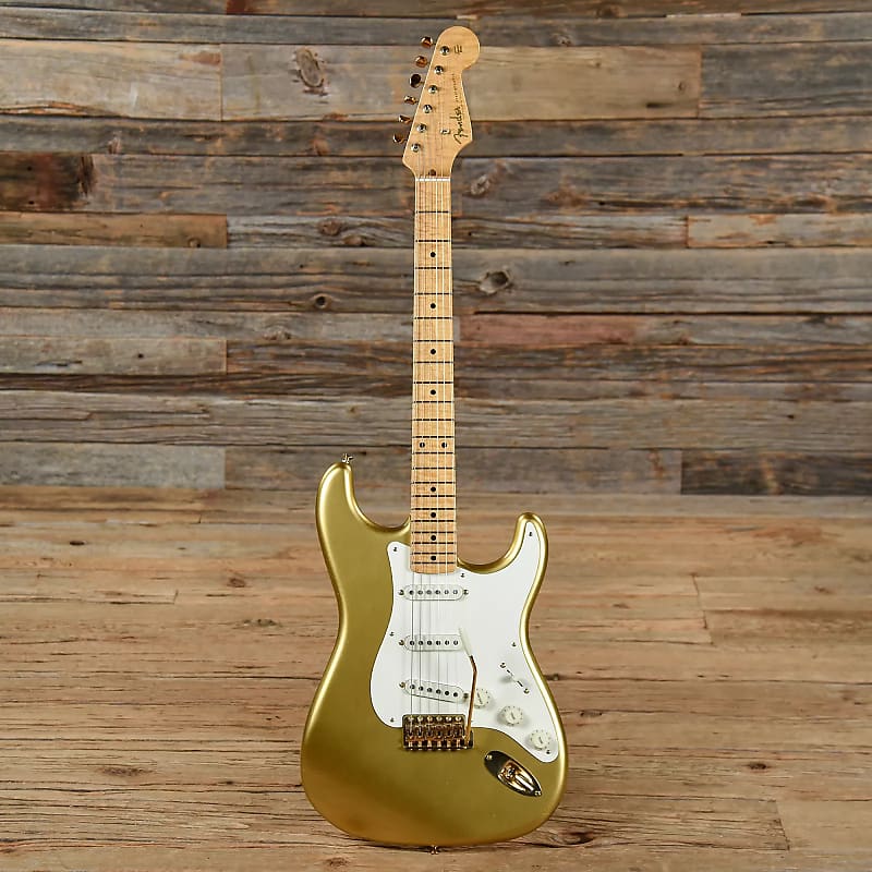 Fender Custom Shop Limited Edition Closet Classic HLE Stratocaster with 1-Piece Flame Maple Neck HLE Gold with Gold Hardware image 1
