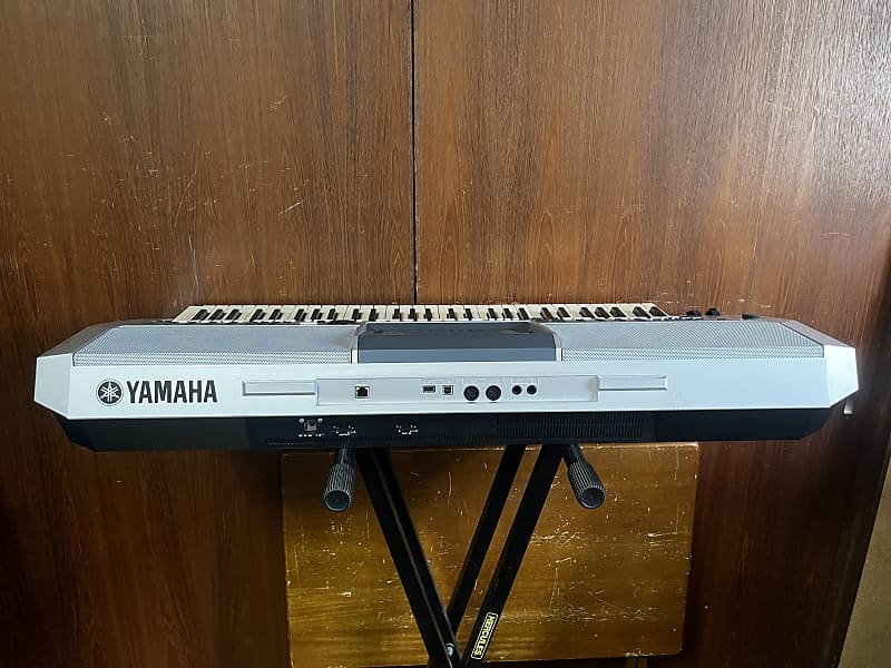 Yamaha PSR-S700 シンセサイザー Yamaha PSR-S700 | Synthpedia