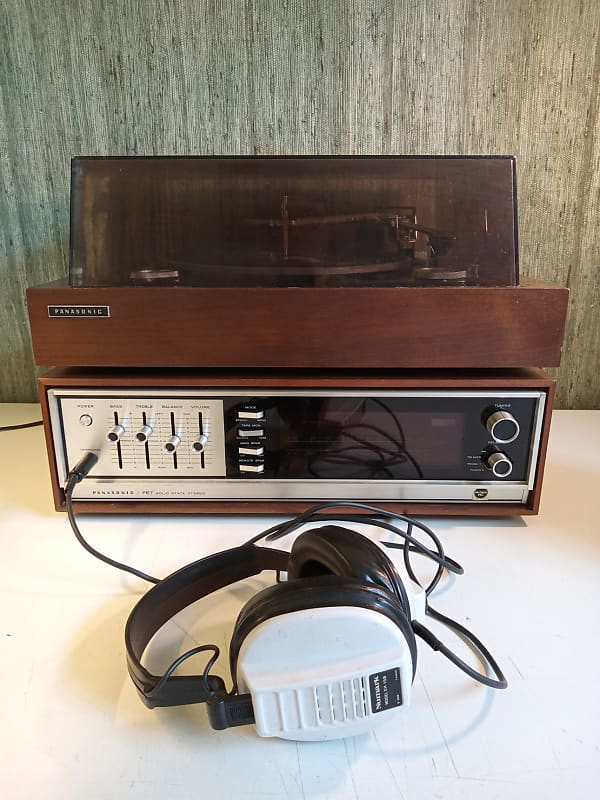 Panasonic Matching Complete Stereo Set Up Turntable Receiver/Amp and Headphones Sl-700 SA-700 image 1