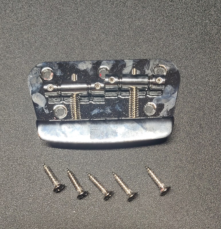 Squier Bronco Bass Bridge 2021 Chrome Reverb