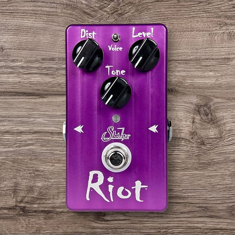 Suhr Riot