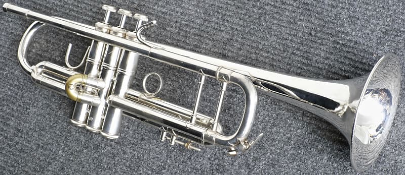 Bach Stradivarius Model 37 Bb Trumpet Silver-Plated | Reverb