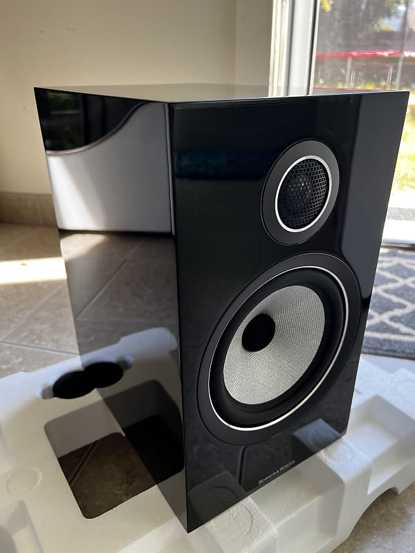 Bowers & Wilkins 706 S2 2020s - Piano black