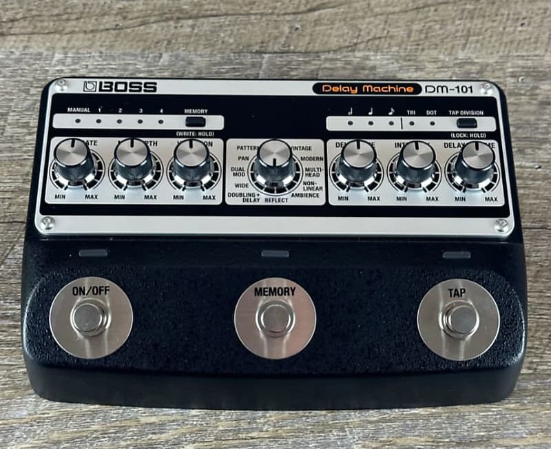 Boss DM-101 Delay Machine