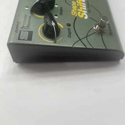 Seymour Duncan SFX-07 Shape Shifter Tap Tremolo Rare Guitar Effect Pedal image 4