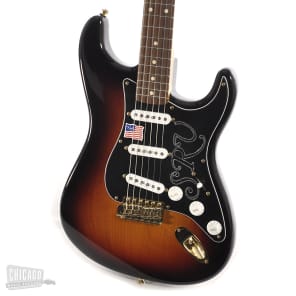 Fender Artist Stevie Ray Vaughan Stratocaster 3-Color Sunburst image 2