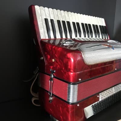 Crucianelli 96 Bass 7 Registers 1970s - Red image 3